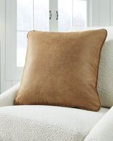 J&M Furniture - Ashley Furniture - Cortnie Pillow (Set of 4) - Pillow (4/CS) - A1000953